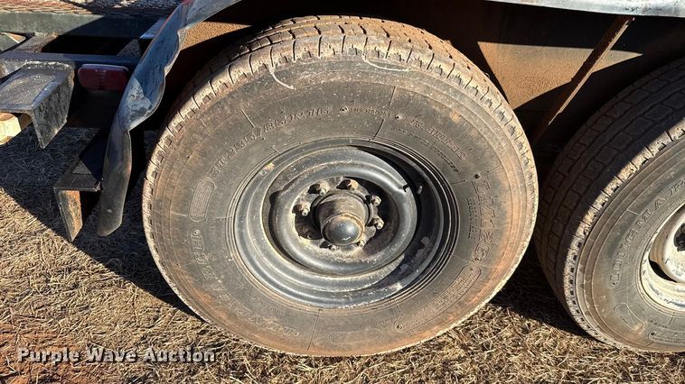 image for item ES5600 1992 United Enterprises fuel trailer