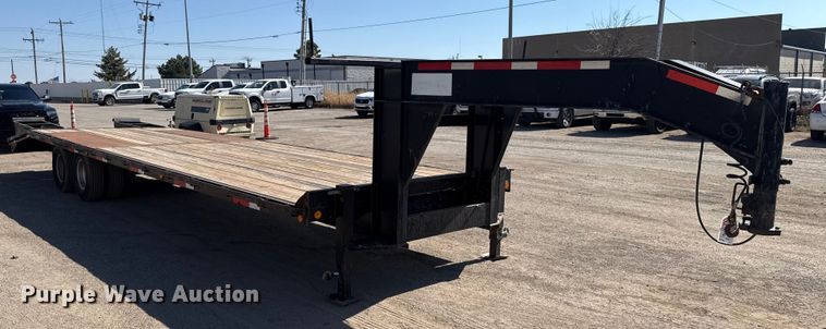 image for item ES5812 2002 Central Trailer Corp. equipment trailer