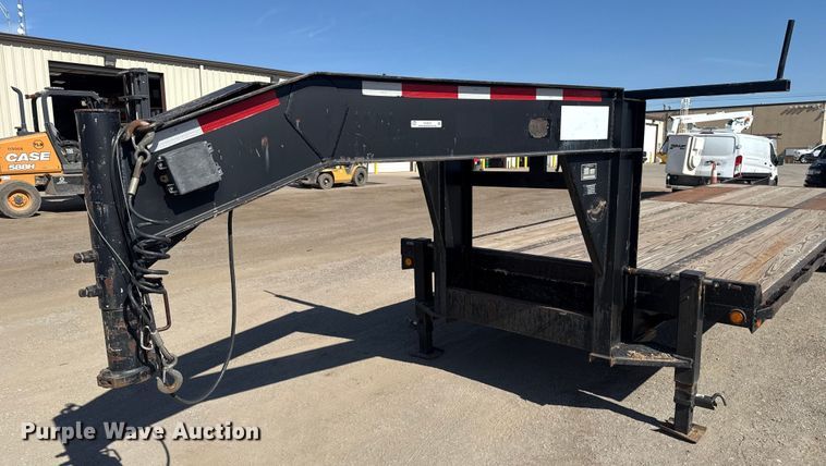 image for item ES5812 2002 Central Trailer Corp. equipment trailer