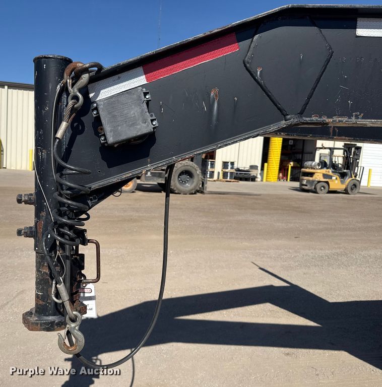 image for item ES5812 2002 Central Trailer Corp. equipment trailer