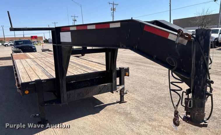 image for item ES5812 2002 Central Trailer Corp. equipment trailer