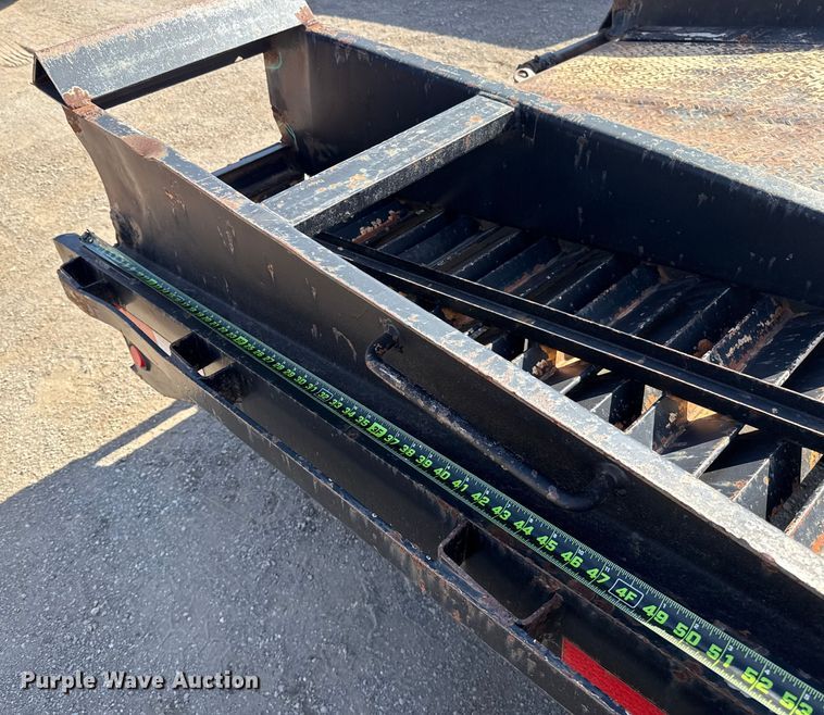 image for item ES5812 2002 Central Trailer Corp. equipment trailer