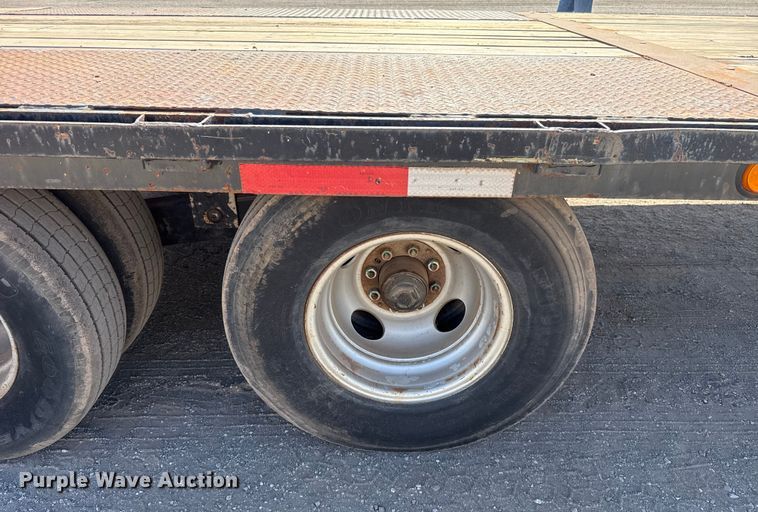 image for item ES5812 2002 Central Trailer Corp. equipment trailer