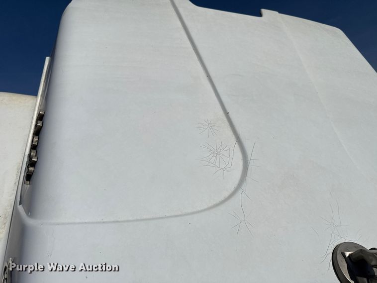 image for item ES5818 1979 Mack RL611LS water truck