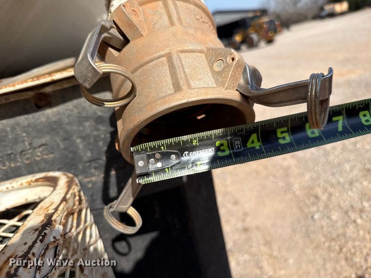 image for item ES5818 1979 Mack RL611LS water truck