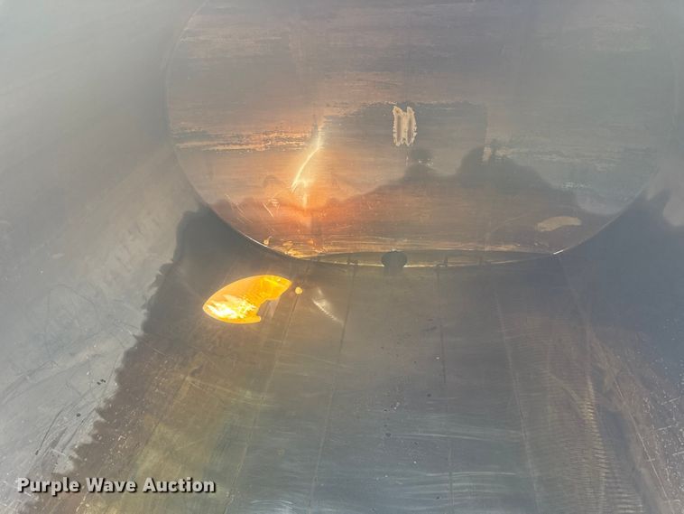 image for item ES5818 1979 Mack RL611LS water truck