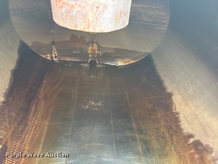 image for item ES5818 1979 Mack RL611LS water truck