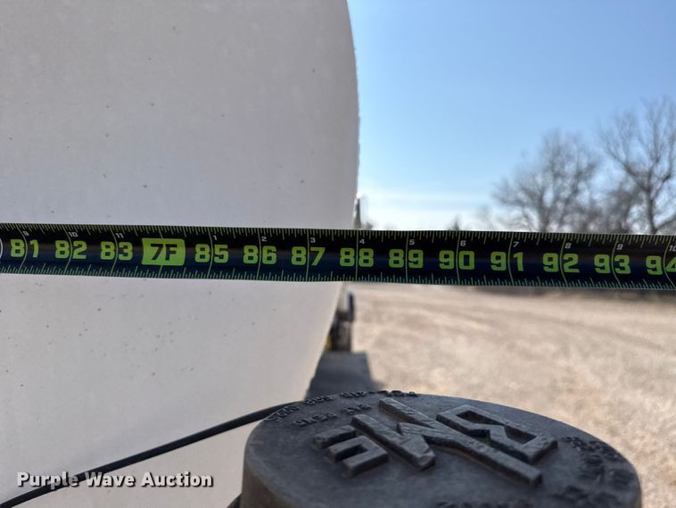 image for item ES5818 1979 Mack RL611LS water truck