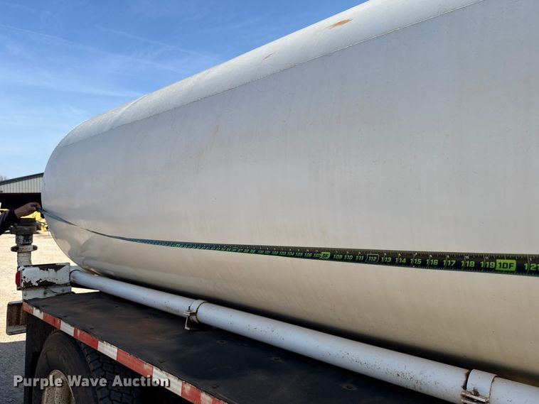 image for item ES5818 1979 Mack RL611LS water truck