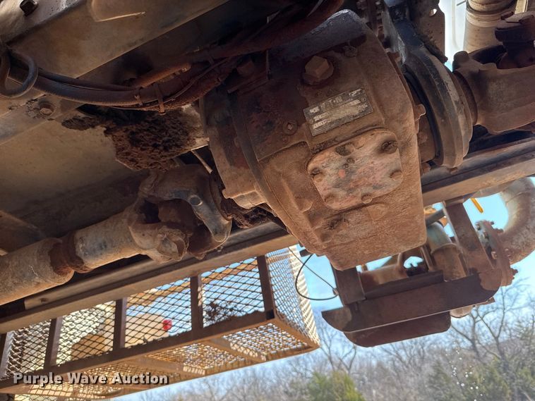 image for item ES5818 1979 Mack RL611LS water truck