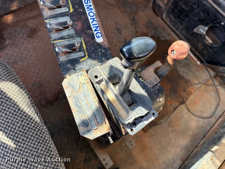 image for item ES5818 1979 Mack RL611LS water truck