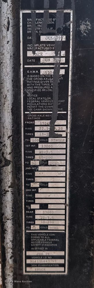 image for item ES5818 1979 Mack RL611LS water truck