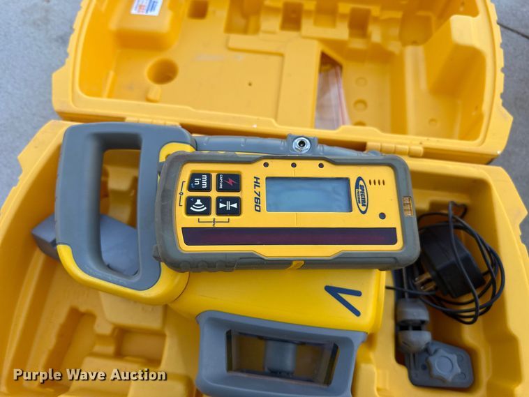 image for item ES5891 Spectra GL412N surveying equipment