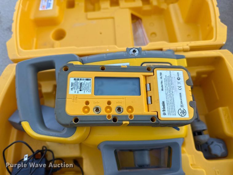 image for item ES5891 Spectra GL412N surveying equipment