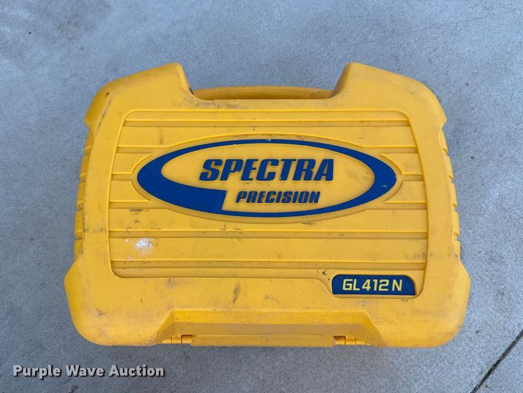 image for item ES5891 Spectra GL412N surveying equipment