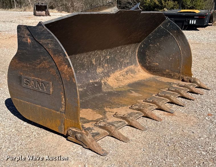 image for item ES5896 Sany JRB418 wheel loader bucket