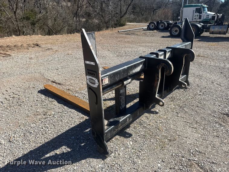 image for item ES5897 Sany wheel loader pallet forks