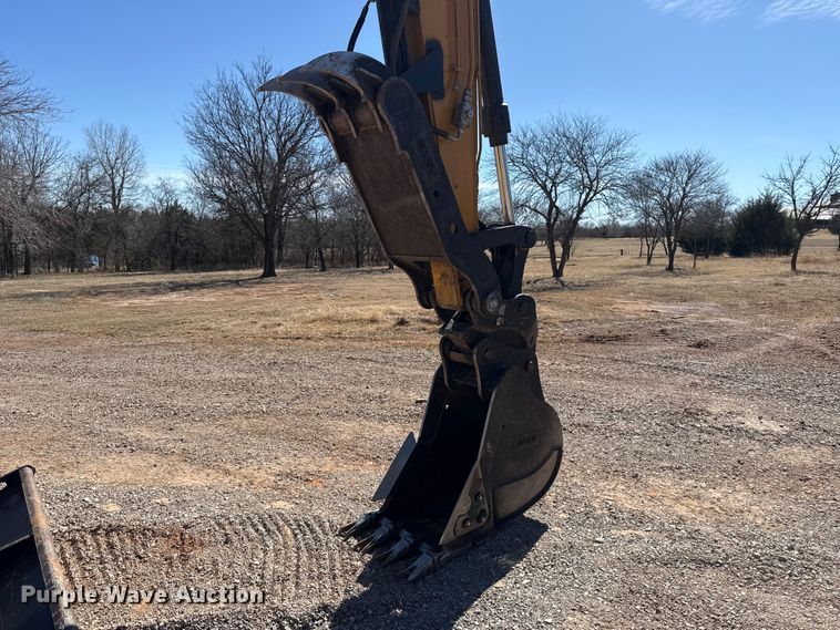 image for item ES5898 Sany SY135C excavator