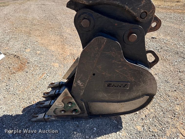 image for item ES5898 Sany SY135C excavator