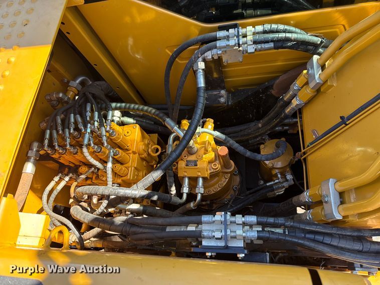 image for item ES5898 Sany SY135C excavator