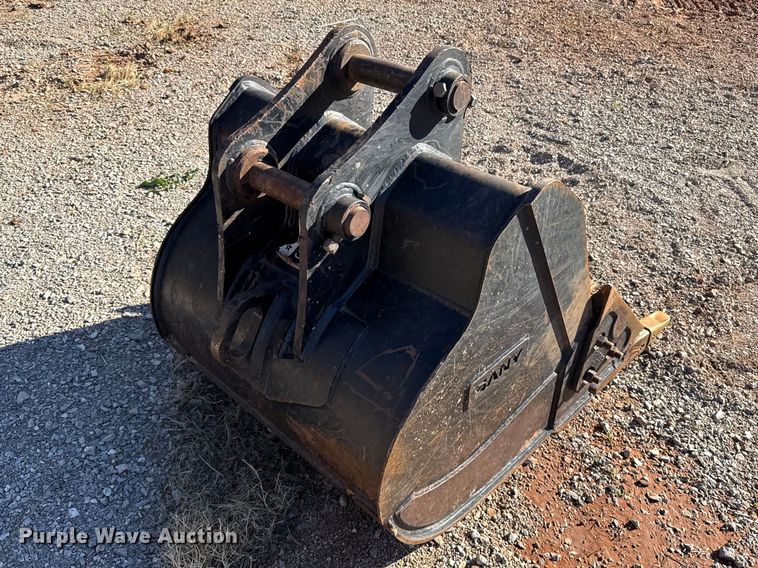 image for item ES5898 Sany SY135C excavator