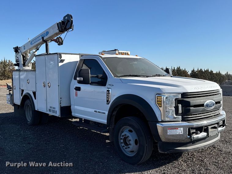 image for item ES5901 2018 Ford F550 Super Duty XL utility / service truck