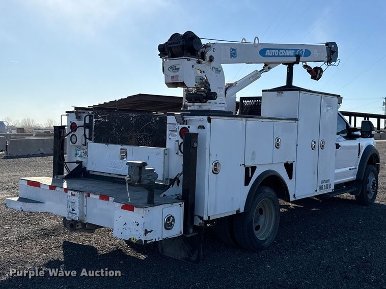 image for item ES5901 2018 Ford F550 Super Duty XL utility / service truck