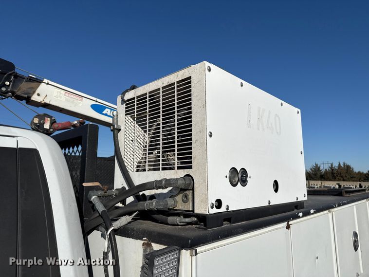 image for item ES5901 2018 Ford F550 Super Duty XL utility / service truck