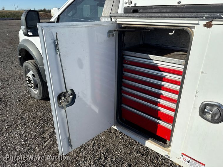 image for item ES5901 2018 Ford F550 Super Duty XL utility / service truck