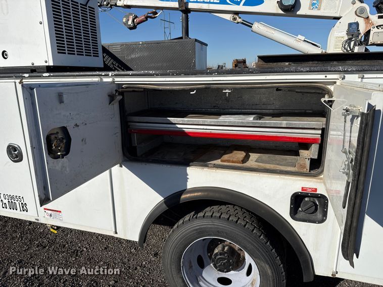 image for item ES5901 2018 Ford F550 Super Duty XL utility / service truck