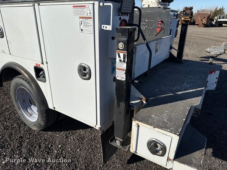 image for item ES5901 2018 Ford F550 Super Duty XL utility / service truck