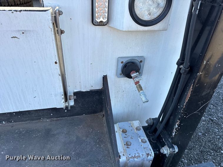 image for item ES5901 2018 Ford F550 Super Duty XL utility / service truck