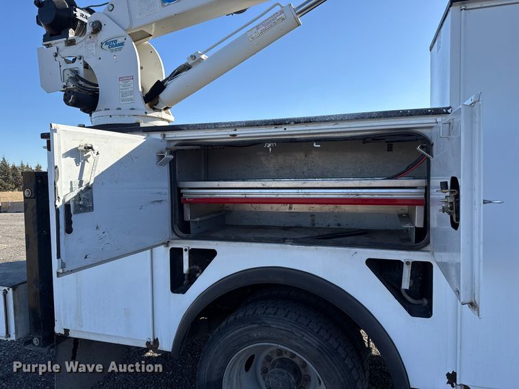 image for item ES5901 2018 Ford F550 Super Duty XL utility / service truck