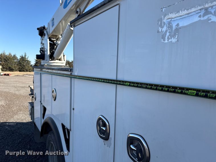 image for item ES5901 2018 Ford F550 Super Duty XL utility / service truck