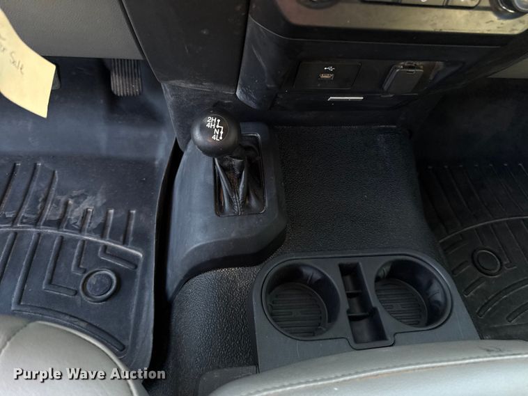 image for item ES5901 2018 Ford F550 Super Duty XL utility / service truck