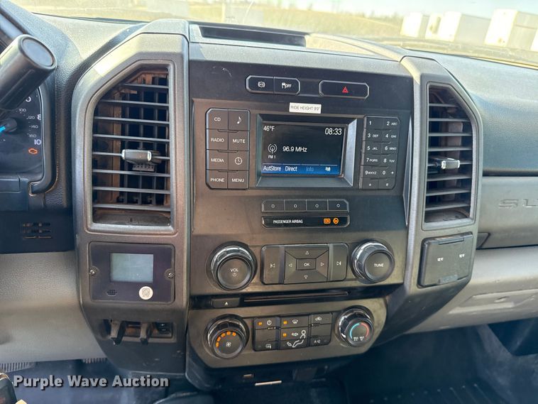 image for item ES5901 2018 Ford F550 Super Duty XL utility / service truck