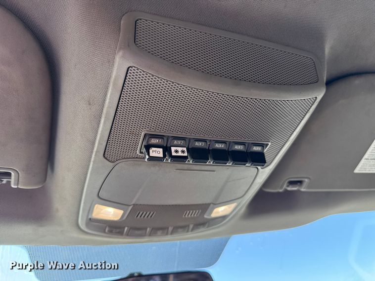 image for item ES5901 2018 Ford F550 Super Duty XL utility / service truck