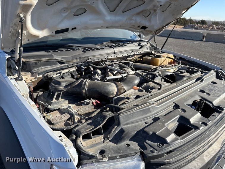 image for item ES5901 2018 Ford F550 Super Duty XL utility / service truck