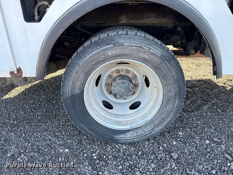 image for item ES5901 2018 Ford F550 Super Duty XL utility / service truck