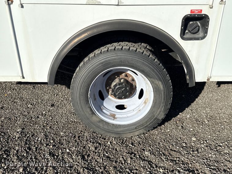 image for item ES5901 2018 Ford F550 Super Duty XL utility / service truck