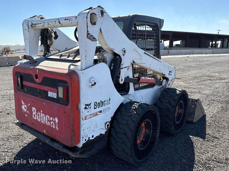 image for item ES5902 2014 Bobcat S770 skid steer loader