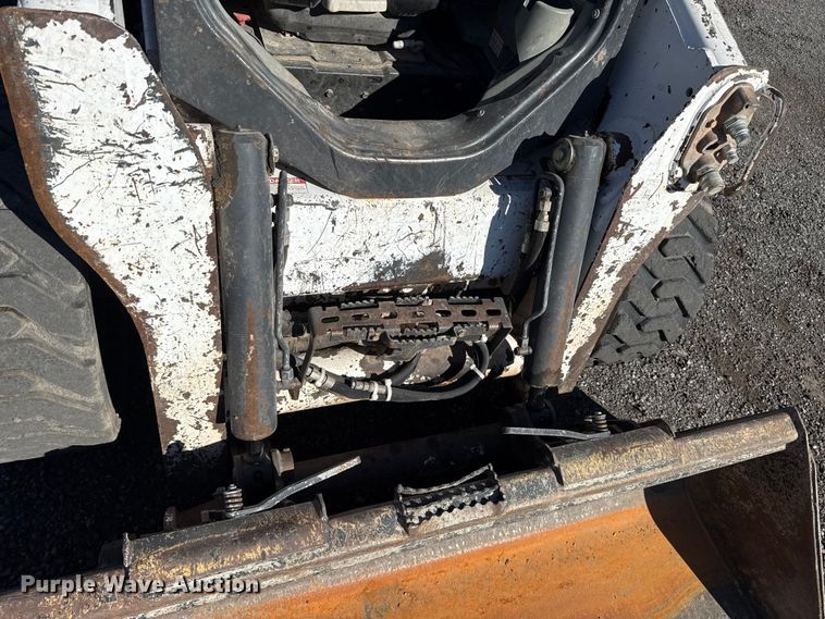 image for item ES5902 2014 Bobcat S770 skid steer loader