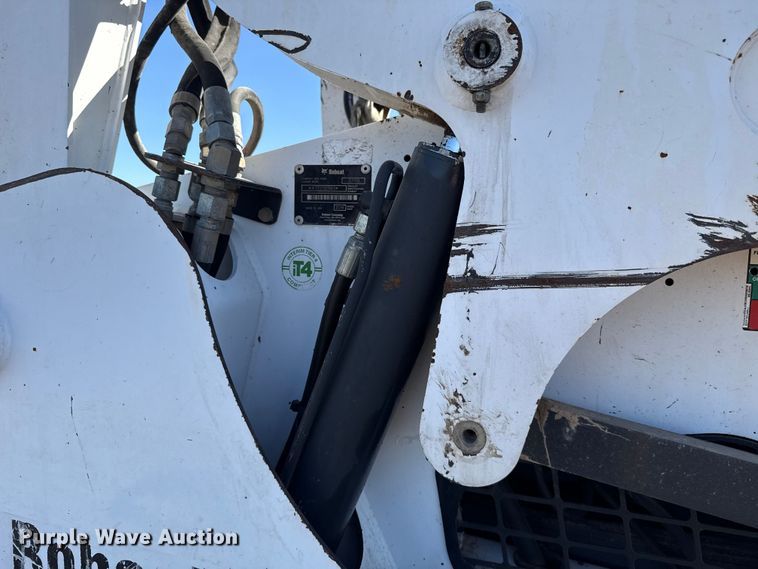 image for item ES5902 2014 Bobcat S770 skid steer loader