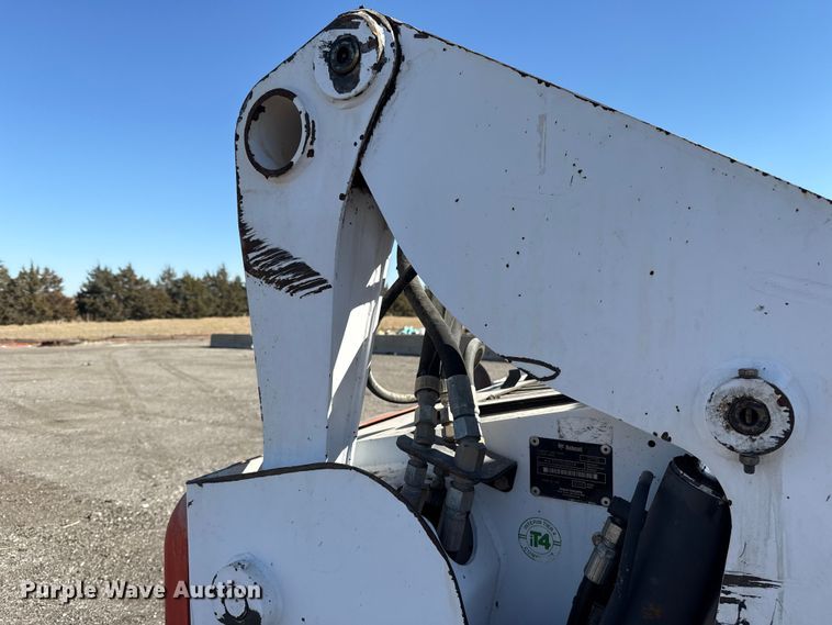 image for item ES5902 2014 Bobcat S770 skid steer loader