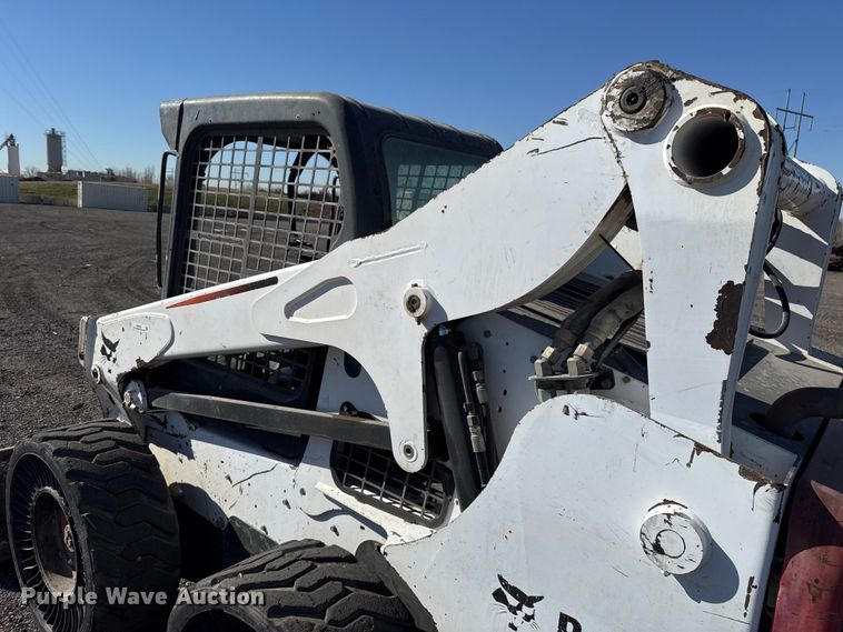 image for item ES5902 2014 Bobcat S770 skid steer loader