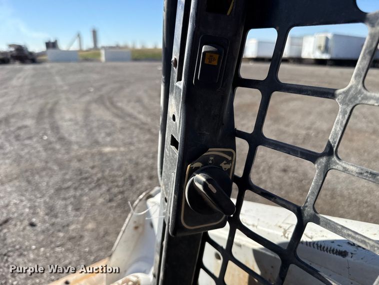 image for item ES5902 2014 Bobcat S770 skid steer loader