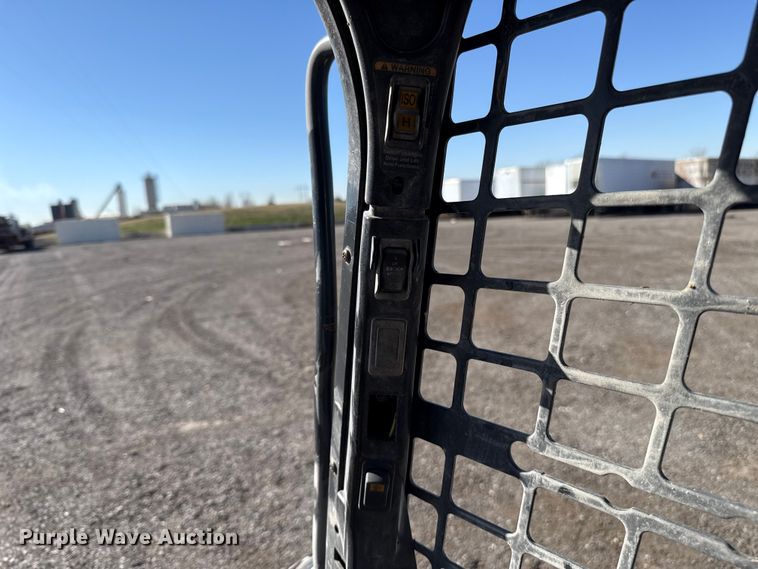 image for item ES5902 2014 Bobcat S770 skid steer loader