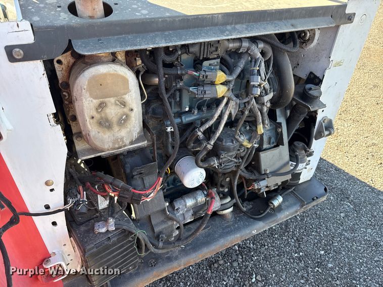 image for item ES5902 2014 Bobcat S770 skid steer loader