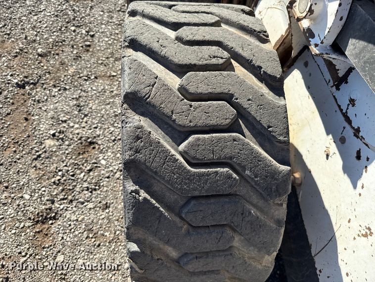 image for item ES5902 2014 Bobcat S770 skid steer loader