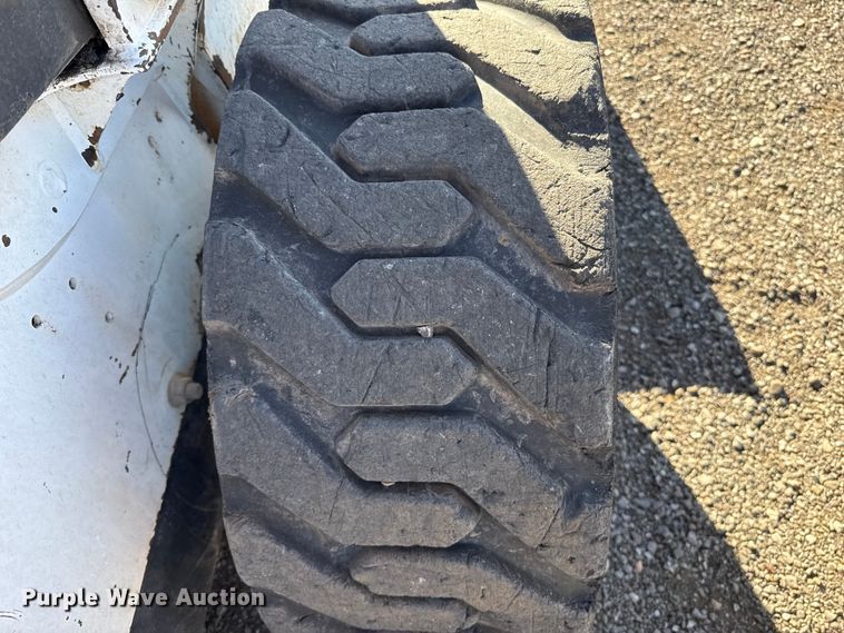 image for item ES5902 2014 Bobcat S770 skid steer loader